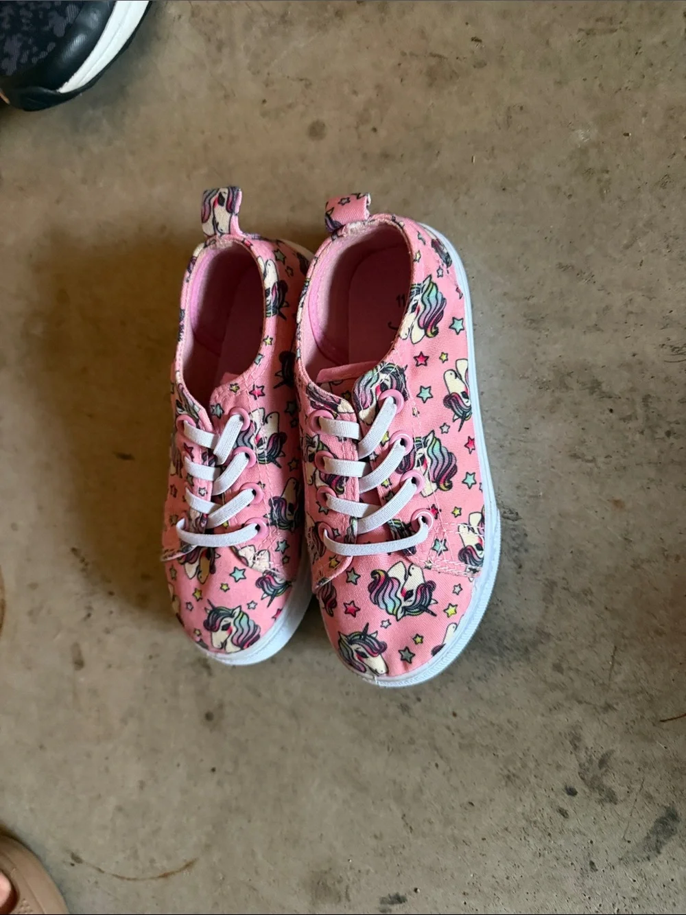 Girl’s Pink Unicorn Canvas Sneakers